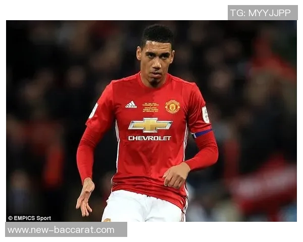 曼联官方社交媒体为费莱尼和斯莫林送上生日祝福庆祝他们的特别日子