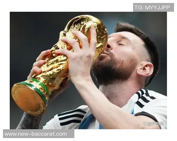 恩里克祝贺梅西布斯克茨阿尔巴夺冠并赞扬他们的辉煌成就